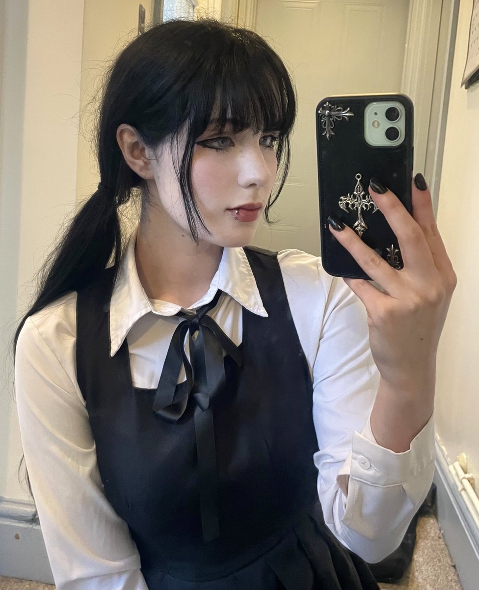 weepysheepys's tweet photo. blue or brown eye asa mitaka ? https://t.co/mAwBKKhB9D