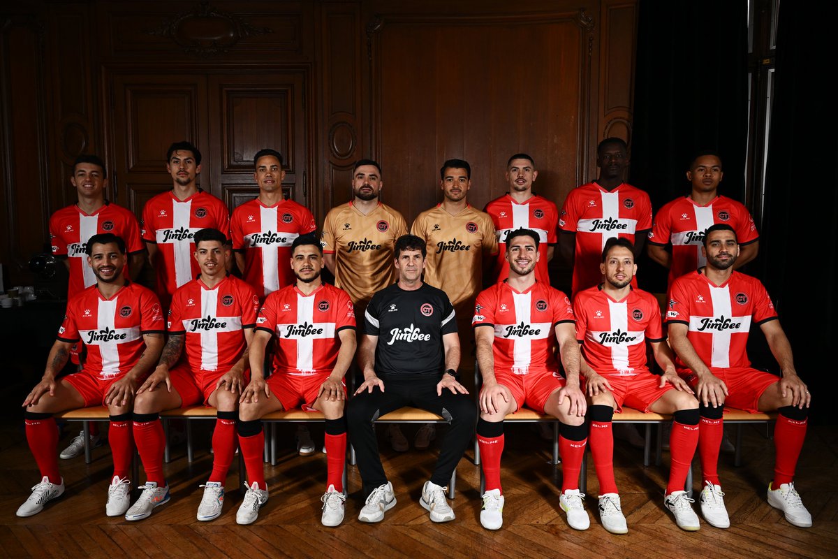 Uno de esos momentos que sueñas desde niño…

Sesión de fotos y entrenamiento completado con la vista puesta en la UCL 🇪🇺

Representar a mi club y a mi gente en esta competición es un privilegio 🙂

Estamos preparados para dar lo mejor ⚔️

Vamos <a href="/JimbeeCartagena/">Jimbee Cartagena Costa Cálida</a> ♥️

#M13 #UCL2025