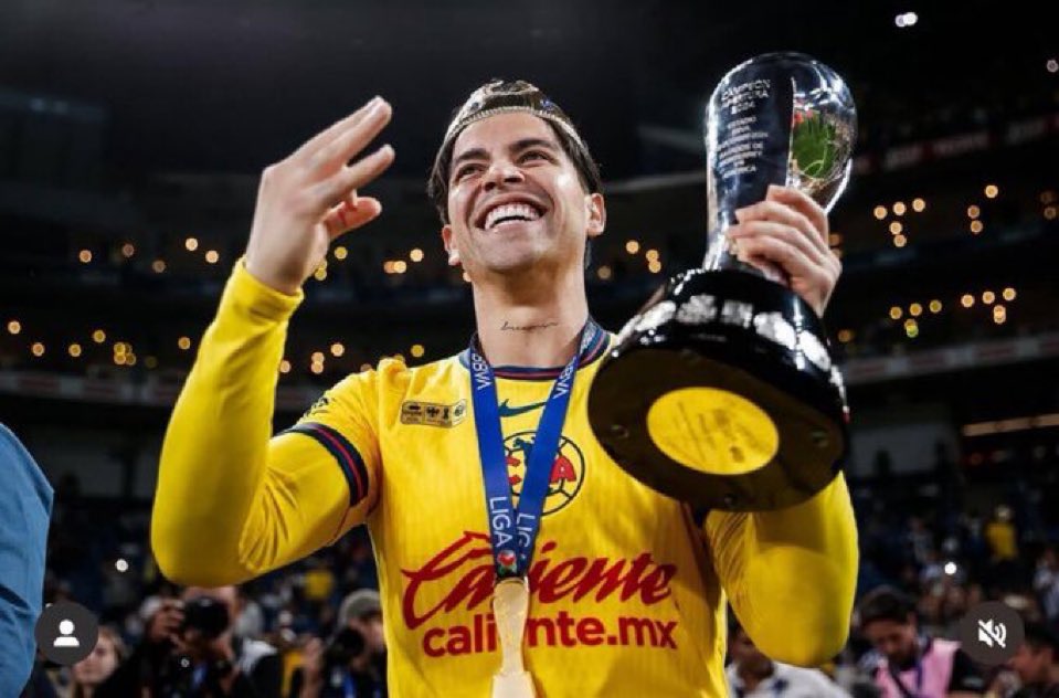 ℍ𝔸ℝ𝕋ℤ (ᑕ♥ᗩ) 💙🦅💛 (@17titulosdeliga) on Twitter photo Reporta <a href="/Leonlec/">León Lecanda 🦁</a> que el <a href="/ClubAmerica/">Club América</a> ya compró a Victor Dávila.
Ojalá que con esto el chileno demuestre la calidad que tiene. Reporta <a href="/Leonlec/">León Lecanda 🦁</a> que el <a href="/ClubAmerica/">Club América</a> ya compró a Victor Dávila.
Ojalá que con esto el chileno demuestre la calidad que tiene.