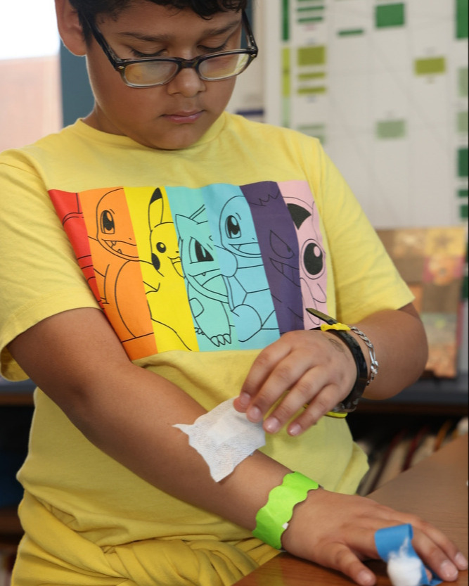 YES at the Museum of Science, Boston (@yesatmos) on Twitter photo 📢 STEM PD for early educators! 🗓️ May 15 | 🕗 8:30–11am
📍 <a href="/museumofscience/">Museum of Science</a>
🌞 Dive into our YES “Engineering Bandages” unit & prep to lead high-quality STEM activities!
👉 Register: hubs.ly/Q03kHhqG0
📅 More PD: hubs.ly/Q03kH2c60 📢 STEM PD for early educators! 🗓️ May 15 | 🕗 8:30–11am
📍 <a href="/museumofscience/">Museum of Science</a>
🌞 Dive into our YES “Engineering Bandages” unit & prep to lead high-quality STEM activities!
👉 Register: hubs.ly/Q03kHhqG0
📅 More PD: hubs.ly/Q03kH2c60