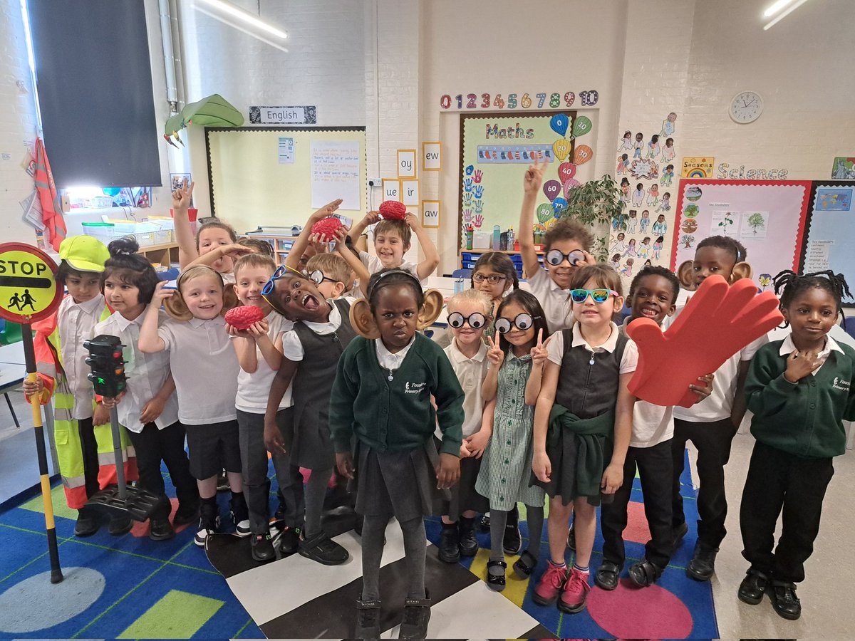@year1fossdene tweet media