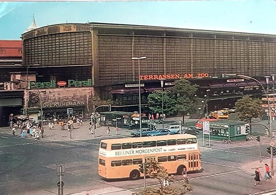 Bahnhof Zoo - 1970s (postcard) #berlin