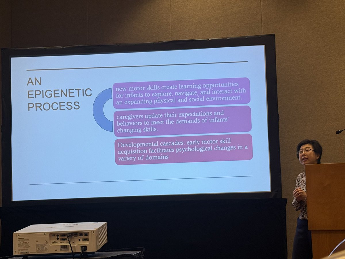 Kaityn_Contino's tweet image. Some of my favorite #SRCD2025 talks I’ve attended thus far!! 🕺
