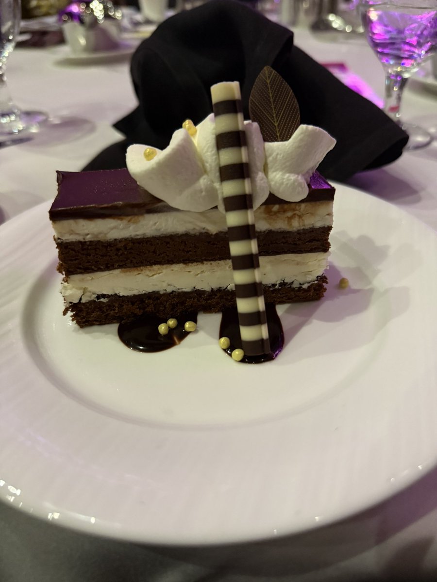 💙#Wilburnproid to celebrate our Teacher of the Year tonight!

🔥Ms. Rumph, 1st Grade Teacher🔥

📣We are grateful she is a part of our crew, her dedication and leadership keeps us going!