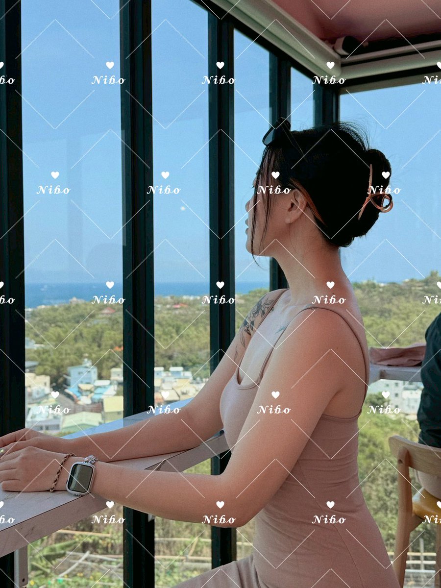 抱歉了各位
這次沒有比基尼🤣
-
換工作後正式上班第一天🌞