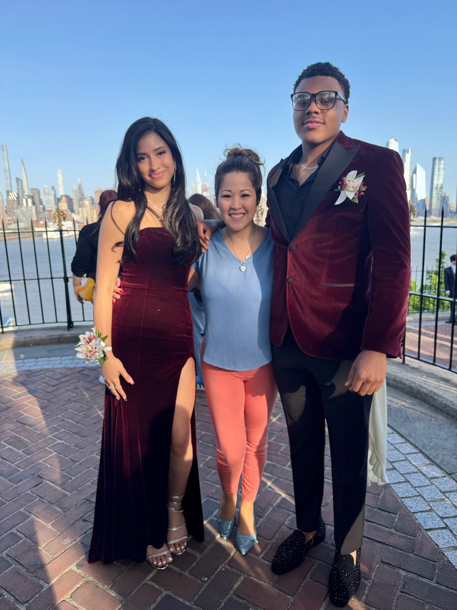 Vanessa (@msvanessaphon) on Twitter photo These are some of the kids that bring a smile to my face every weekday. #prom2025 love my Senior babies 🩵🌟 part 1 😄 <a href="/WeehawkenTSD/">Weehawken Schools</a> These are some of the kids that bring a smile to my face every weekday. #prom2025 love my Senior babies 🩵🌟 part 1 😄 <a href="/WeehawkenTSD/">Weehawken Schools</a>