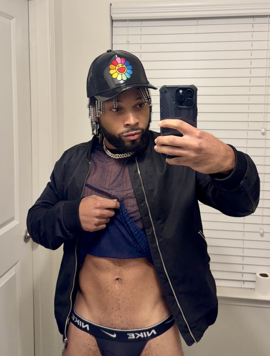 LifeofWill_'s tweet photo. Still sexy 🤷‍♂️ https://t.co/MNpBE97HNM
