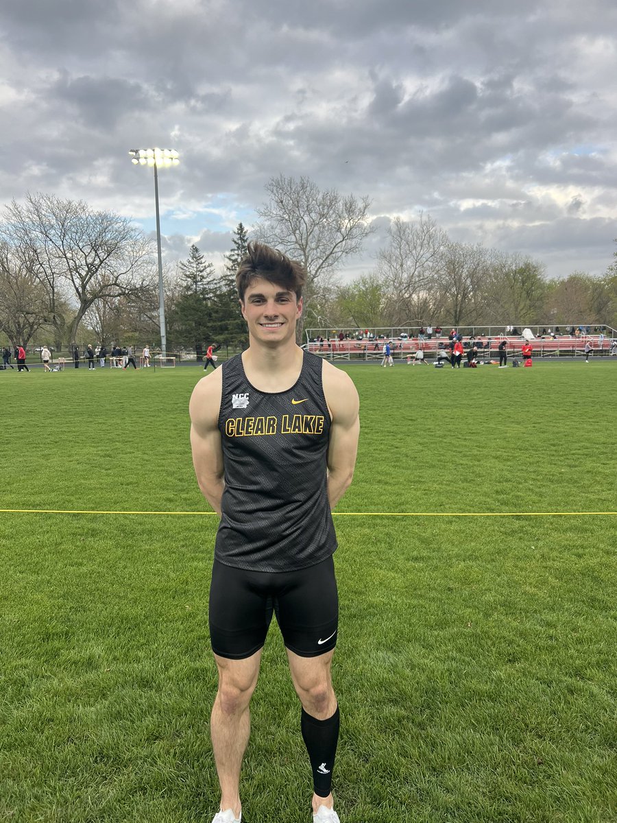 BIG SCHOOL RECORD

Alex Kerr runs 22.04 to break the oldest record on the board in the 200 Meter Dash!!! Previous record was Bob Arneson at a converted time of 22.24 in 1963.