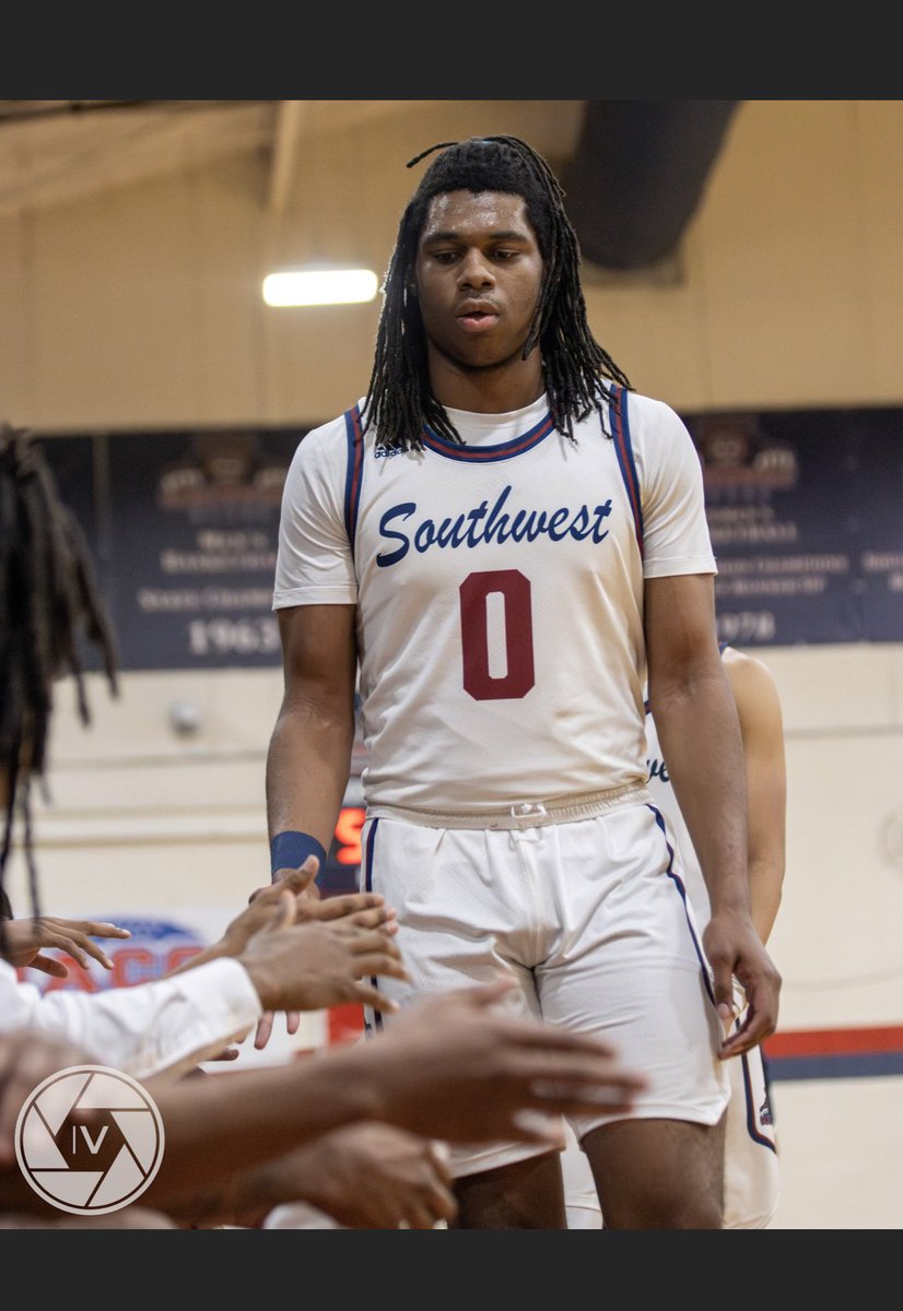 TylikWeeks's tweet image. Been a amazing 2 year so thankful for coaching staff for believing in me and taking a chance one me and I’m supper excited for what the future holds!! Blessed to be the SMCC all time leading scorer #bear🐻