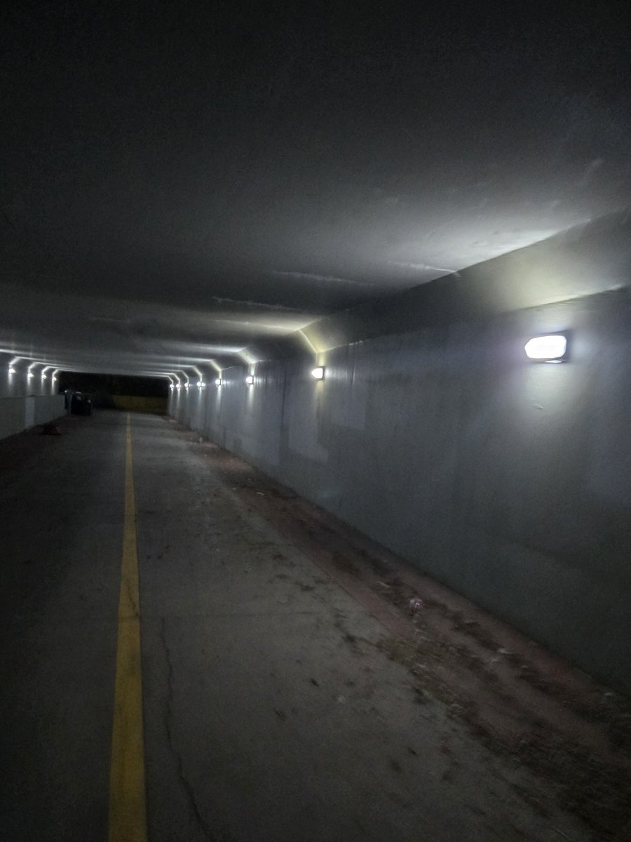 How to get cigs for free as a minor A Thread. (Its lowk kinda gross but works) be safe and have fun!