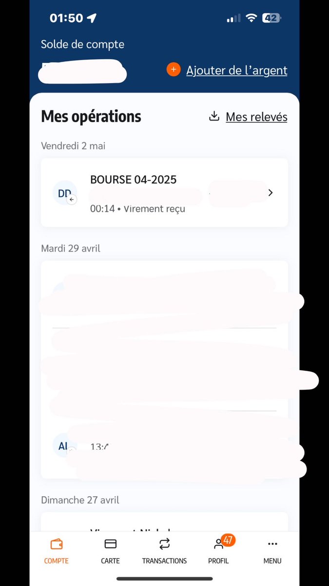 ZuzuTvFr's tweet photo. @mehdibraxibrax Tu as la capture d’écran , elle a quand même voulu masquer certaines informations personnelles, bien sûr, mais on remarque bien, le virement a été reçu https://t.co/iXnE6uVE8l