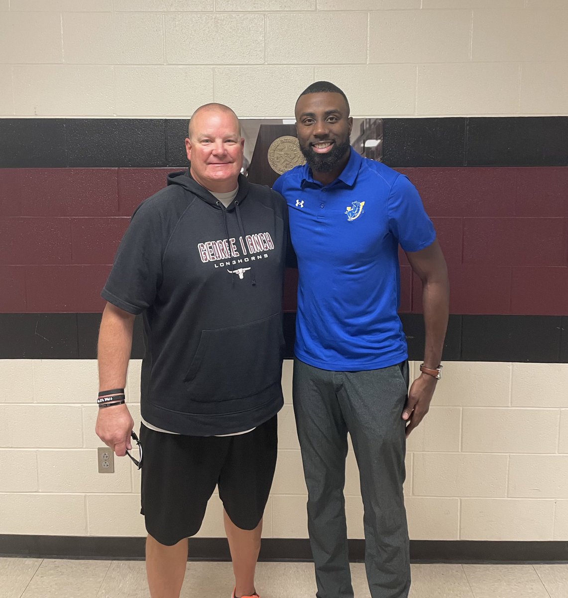 GRHS Football (@grhs_football) on Twitter photo Thank You <a href="/TCUFootball/">TCU Football</a> & <a href="/SAUFootball/">Mulerider Football</a> For Stopping By The Ranch To Check Out Our Athletes🤝#RecruitTheRanch #BeGReat <a href="/CoachCaseyVogt/">Casey Vogt</a> <a href="/pinkpatterson/">Heather Patterson</a> <a href="/CoachADutch/">Coach Alicia Dutch</a> Thank You <a href="/TCUFootball/">TCU Football</a> & <a href="/SAUFootball/">Mulerider Football</a> For Stopping By The Ranch To Check Out Our Athletes🤝#RecruitTheRanch #BeGReat <a href="/CoachCaseyVogt/">Casey Vogt</a> <a href="/pinkpatterson/">Heather Patterson</a> <a href="/CoachADutch/">Coach Alicia Dutch</a>