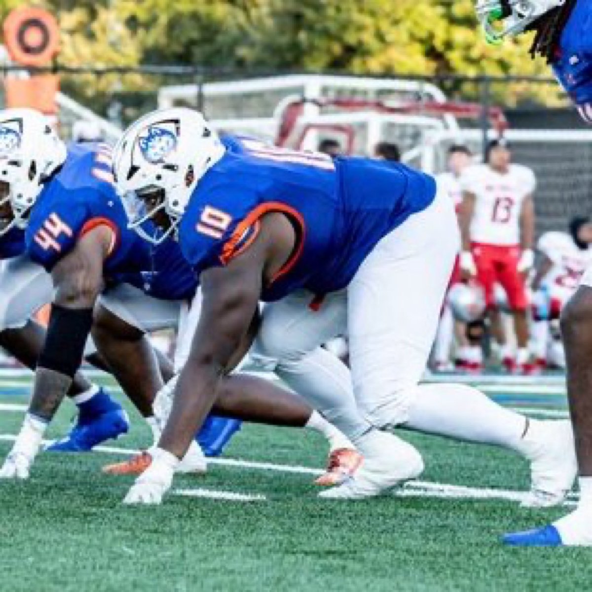 RivalsPortal's tweet image. Former Houston Christian DL Zae Smith is transferring to Cal, his agent @ZCardenez tells @RivalsFriedman.
Last season Smith accounted for 54 tackles, 7.5 TFLs, and 5 sacks. He has 1 year of eligibility remaining.