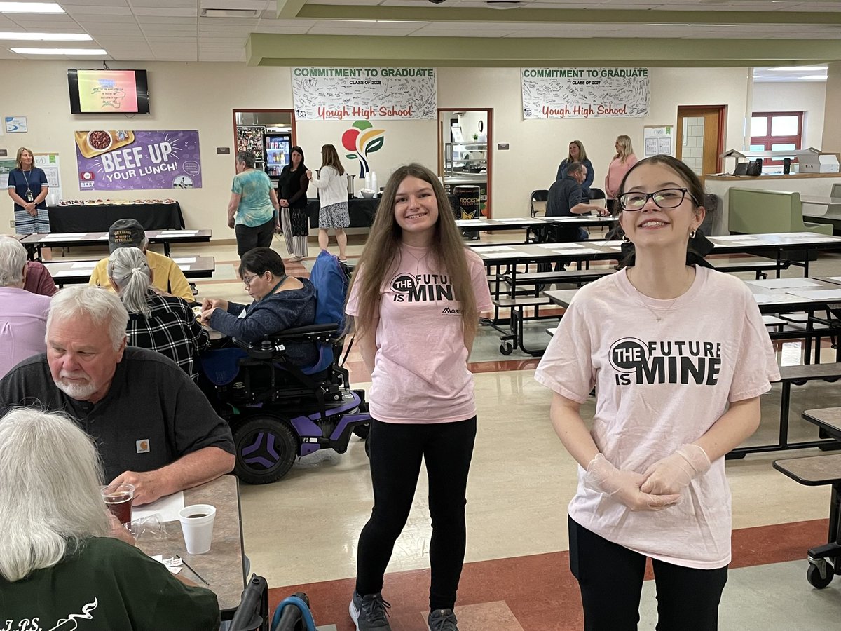 The Yough Helping Hands Foundation hosted our annual Senior Citizen’s Spaghetti Dinner during our Fine Arts Festival earlier this evening. Thank you to all of our volunteers for making a difference in the lives of those in our community 💚🩶🧡