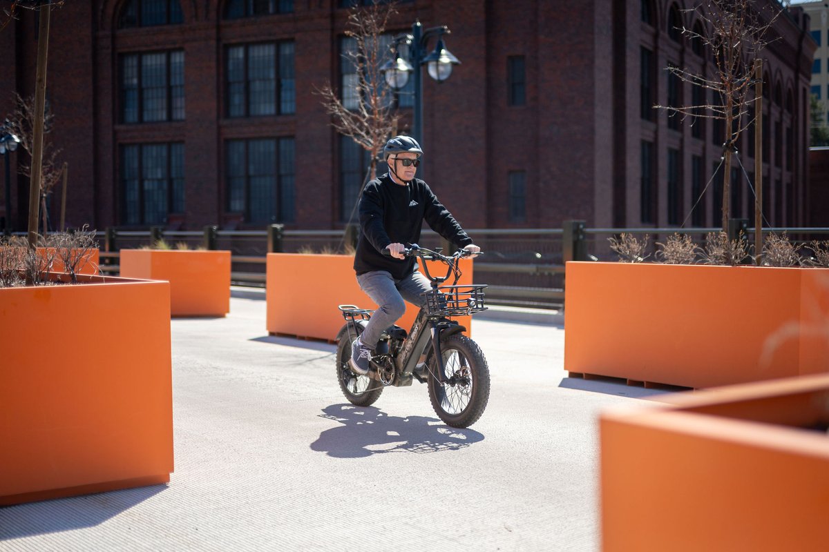 BeecoolBikes's tweet photo. 🔥Unleash the Beast: Bee Ranger!
Bee Ranger is a powerhouse! 1000W motor crushes hills, massive 48V 20Ah battery fuels epic rides. No limits, no worries, just pure electric thrill.
https://t.co/JrNjxBDufq
#BeeRanger #RideTheBeast #EBikePower #AdventureAwaits #BeeCoolBikes https://t.co/r6KGaIxzjA