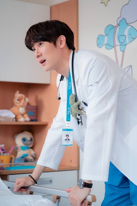 Anjiiiirrrr.... chemistrynya pak jubir sama Dokter Spesialis anak ga kuaaaattt  😍😍😍😍😍🥰🥰🥰🥰🥰🥰
GWS BANGET GUWEH 
♡〜(๑˃́ꇴ˂̀๑)〜♡