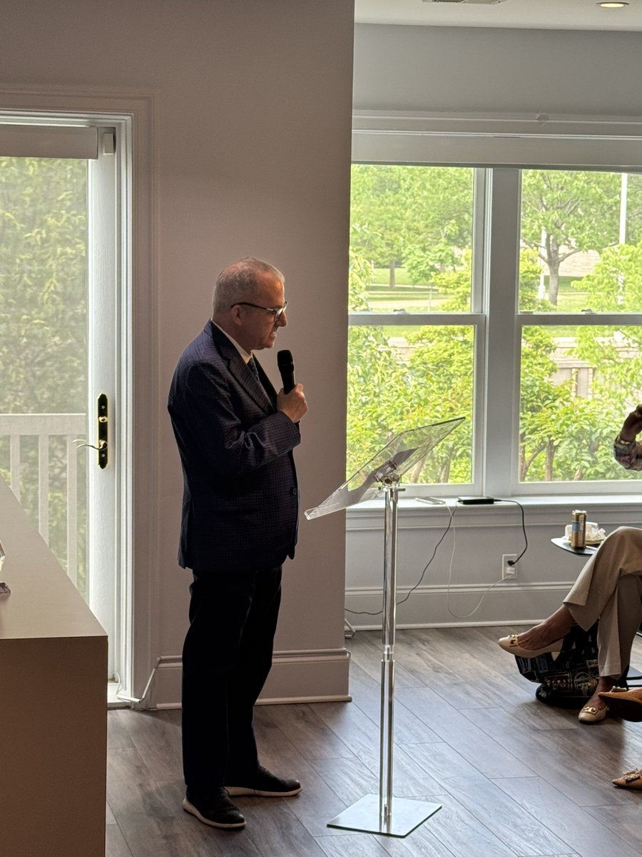 AdamEbbin's tweet image. Glad to speak with BuildWithin today. Apprenticeships are especially powerful for young people, veterans, and those changing careers—and they succeed when employers, educators, and government come together in partnership. @JoinBuildwithin