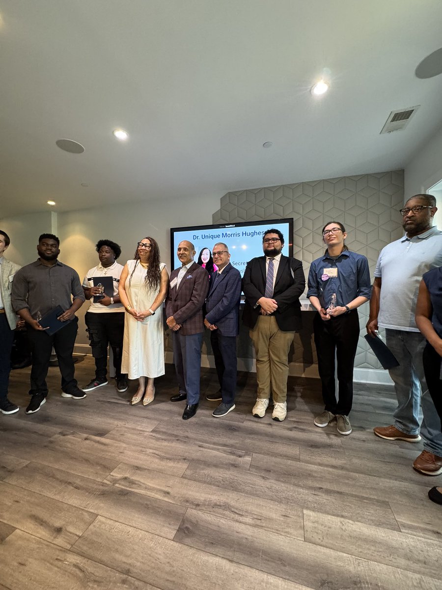 AdamEbbin's tweet image. Glad to speak with BuildWithin today. Apprenticeships are especially powerful for young people, veterans, and those changing careers—and they succeed when employers, educators, and government come together in partnership. @JoinBuildwithin