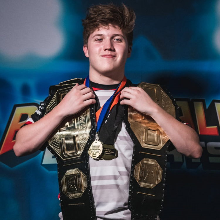 If a new Brawlhalla player were stuck in a time loop, and the only way they could escape was to beat prime Sandstorm in a best-of-3, how long would it take for them to win?