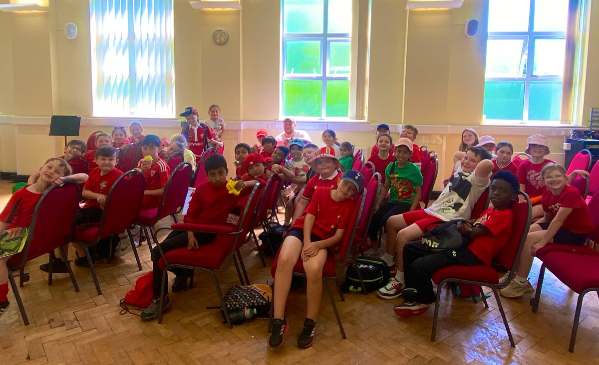 BCA @ St Illtyd’s Campus (@illtyds_rc) on Twitter photo We were very privileged to meet with Wales' former children's laureate
<a href="/connor_allen92/">KingCon™ 👑</a> during <a href="/SteveGeorge100/">Steve & George</a> #SpreadTheWord #MerthyrLiteracyFestival25
and have the time to chat to him about his book and what inspired him to become an author and poet
#MeetAnAuthor We were very privileged to meet with Wales' former children's laureate
<a href="/connor_allen92/">KingCon™ 👑</a> during <a href="/SteveGeorge100/">Steve & George</a> #SpreadTheWord #MerthyrLiteracyFestival25
and have the time to chat to him about his book and what inspired him to become an author and poet
#MeetAnAuthor