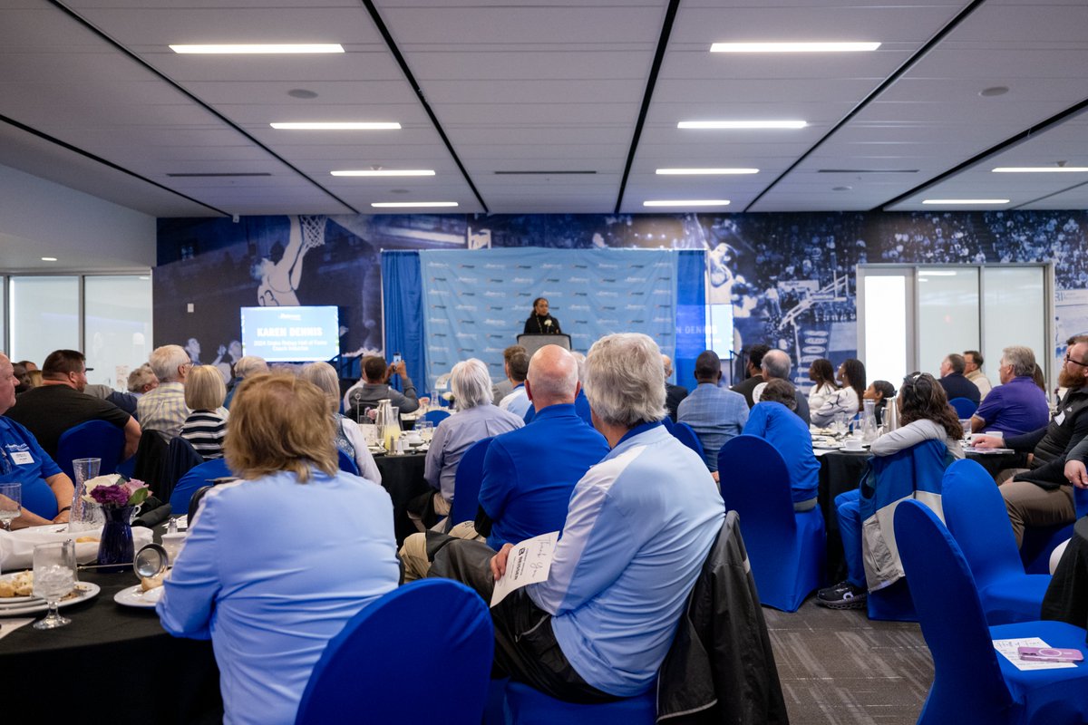 DrakeRelays's tweet image. ICYMI: The 2025 Drake Relays Hall of Fame induction ceremony speeches are available to watch now!

🖥️ youtube.com/@DrakeAthletics