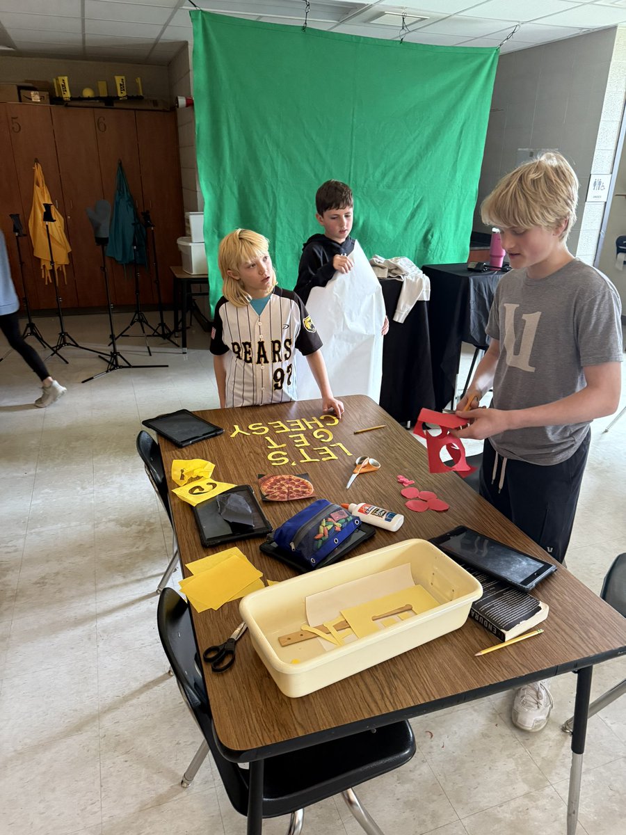 BizMathGuy's tweet image. Leaders for Life 6 - are cooking up something big….literally! They’re leading the charge on marketing for “Let’s Get Cheesy!” at Showcase Night. Expect melty puns &amp;amp; bold branding! @ByronBears @ByronMSBears #bizmathguy #L4L6