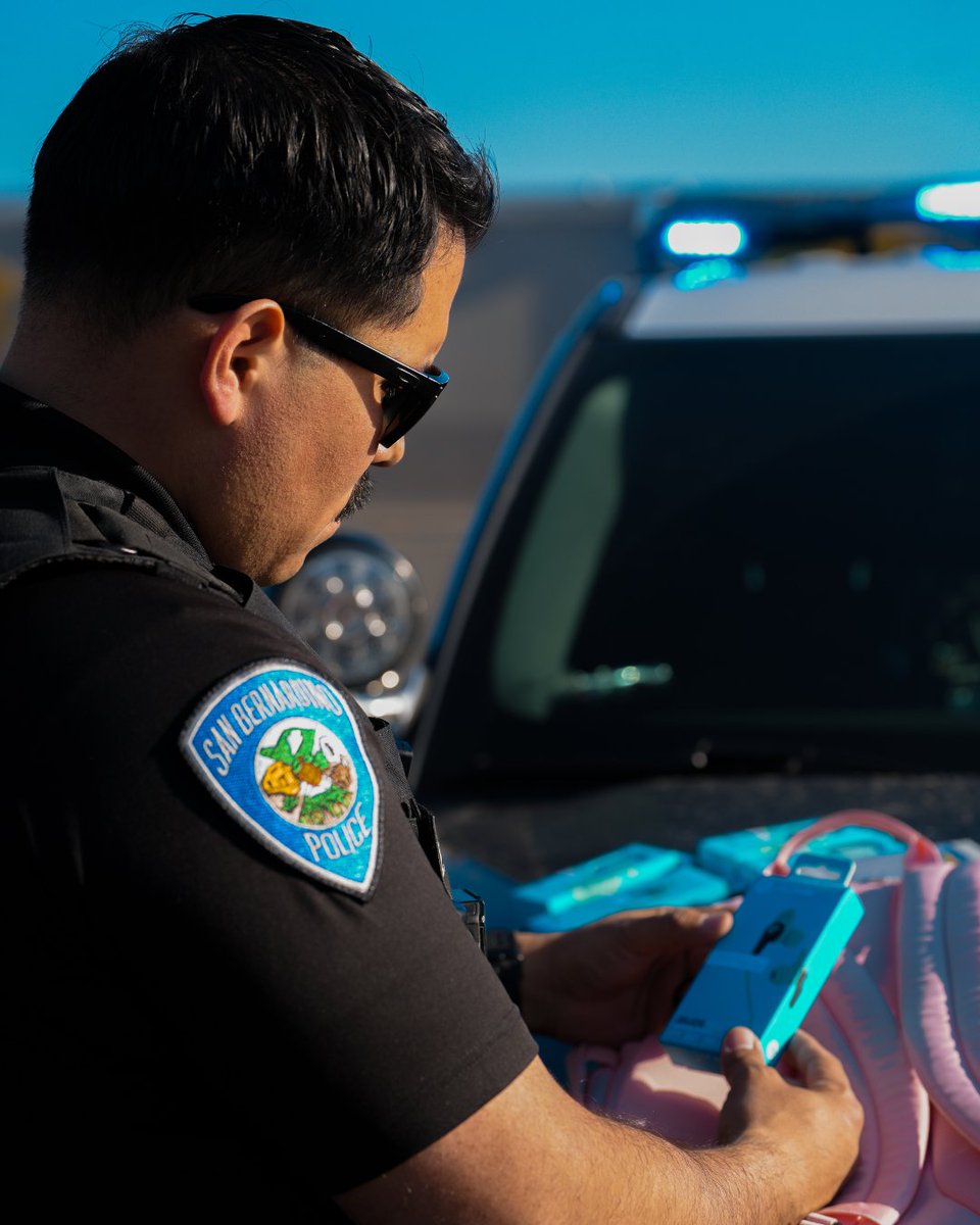 SanBernardinoPD's tweet image. STOP STEALING... 😑

@SBPD_CHIEF 

#SBPD #NotInOurCity #JoinSBPD #GettingAfterIt #SanBernardino #newlaws2025
