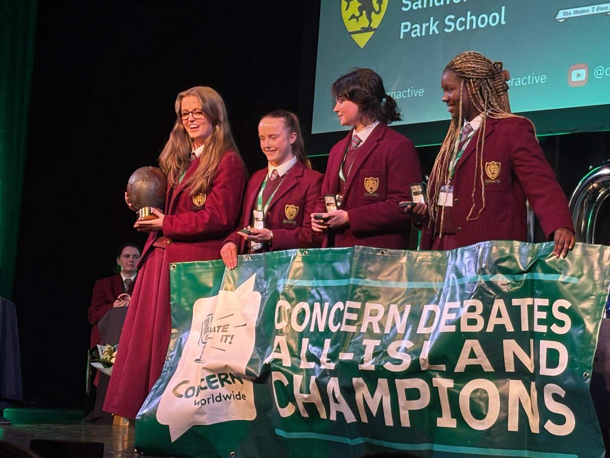 Laurel Hill Secondary School FCJ tweet media