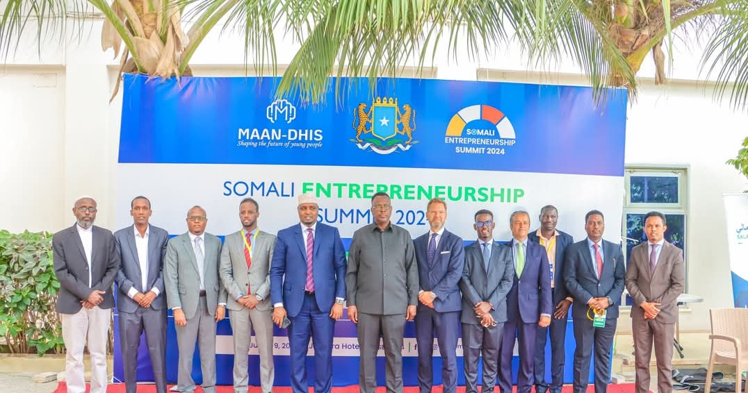 𝐋𝐚𝐛𝐨𝐫 𝐃𝐚𝐲 𝐌𝐞𝐬𝐬𝐚𝐠𝐞 – 𝐌𝐀𝐀𝐍-𝐃𝐇𝐈𝐒

On this Labor Day, MAAN-DHIS reaffirms its dedication to promoting human capital in #Somalia and empowering individuals through comprehensive support systems. We believe that sustainable development begins with equipping