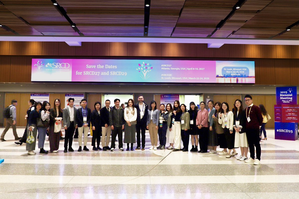ECE_EdUHK's tweet image. 🇺🇸The ECE Department represented in Minneapolis for the 2025 Biennial Meeting of the Society for Research in Child Development! #SRCD #SRCD25 #SRCD2025