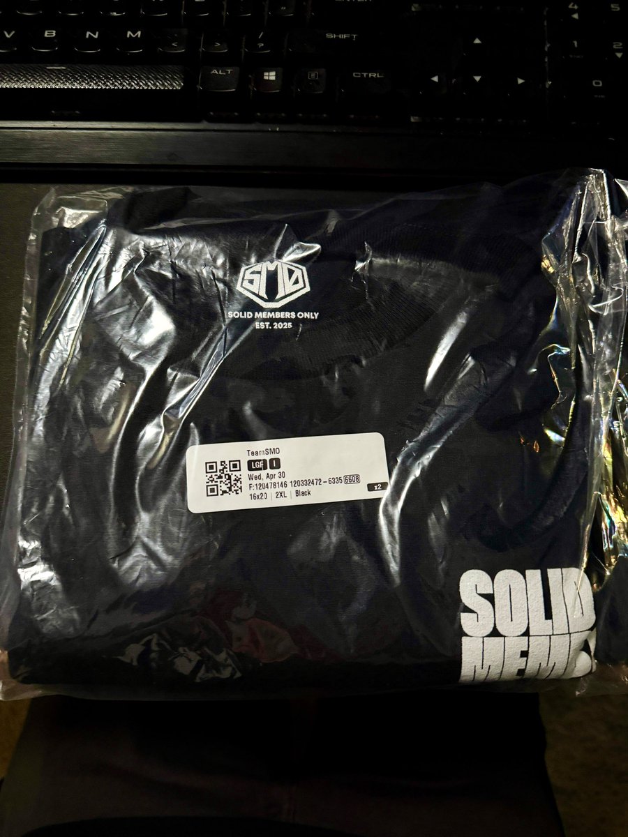 DRCollective_'s tweet image. Solid Members Only merch is live and it’s fire 🔥 If you don’t know yet, you will soon ‼️ go follow our X page @SOLIDMEMBERS