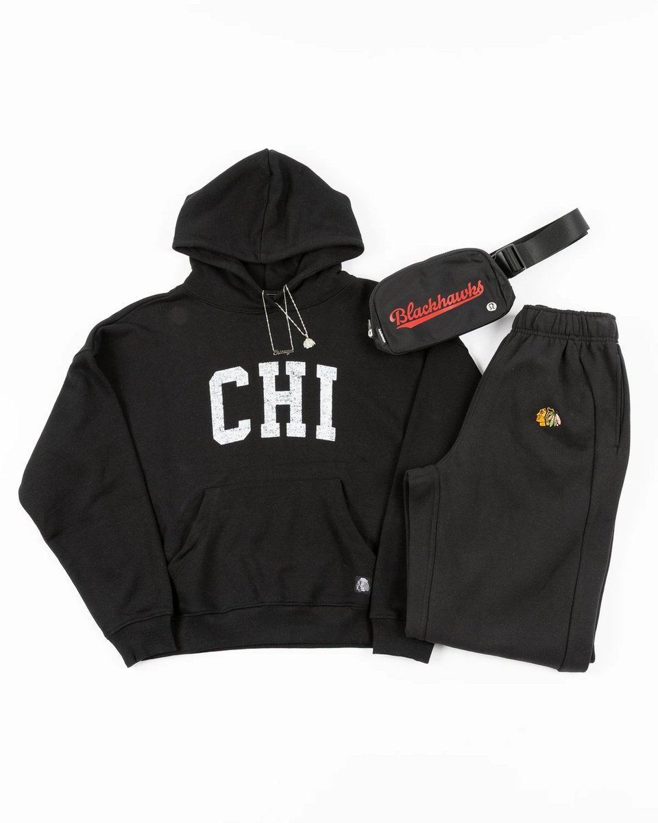 shop the Mother's Day collection now at the Blackhawks store😍

order by Sunday 5/4 for guaranteed arrival for Mother's Day!🛍️ ➡︎ blackhawks.tbits.me/trk/MothersDayX