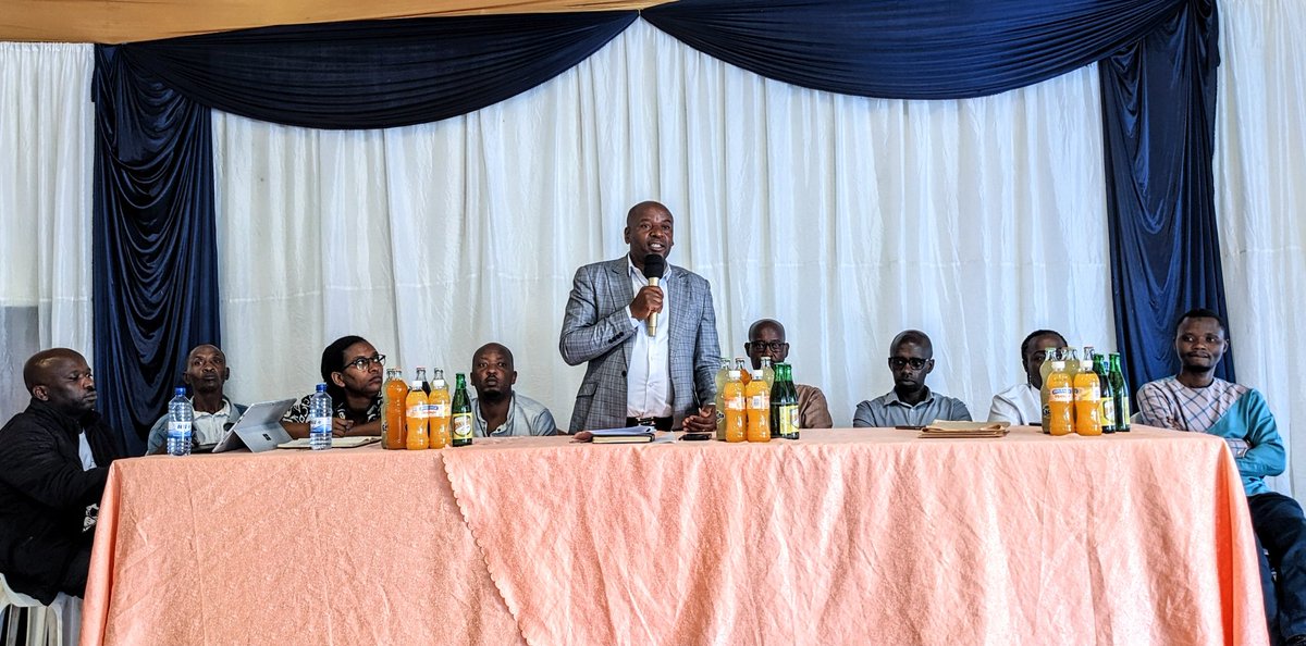 Uyumunsi  mu ibitaro  bya Ngarama hizihijwe Umunsi Mpuzamahanga W'umurimo Aho hanashimiwe umukozi wahize abandi mukuba indashyikirwa # Tuyisenge Epimaque ukora muri servise ya laboratoire y'ibitaro.
<a href="/GatsiboDistrict/">Gatsibo District</a>
<a href="/RBCRwanda/">Rwanda Biomedical Centre</a>
<a href="/RwandaHealth/">Ministry of Health | Rwanda</a>
<a href="/RwandaLabour/">Ministry of Public Service and Labour | Rwanda</a>