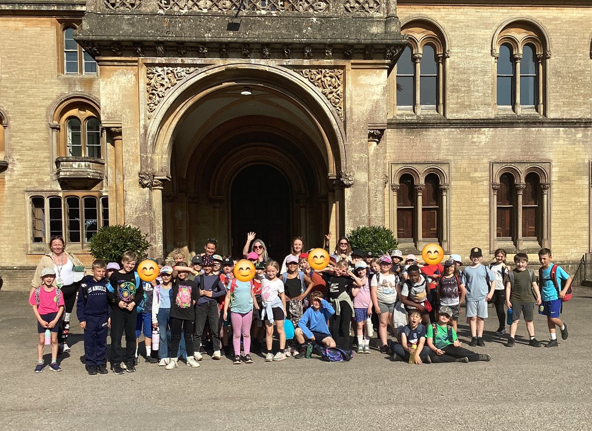 Castle Mead School tweet media