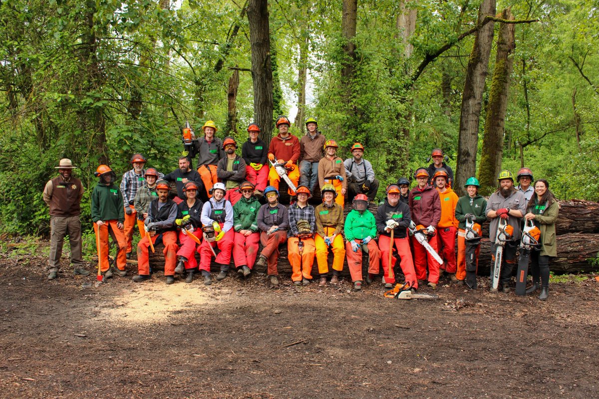 Portland Parks & Rec (@pdxparksandrec) on Twitter photo Urban Forestry Welcomes New Arborist Trainees
Portland Parks & Recreation Urban Forestry is proud to welcome our first-ever arborist trainees, thanks to support from the Portland Clean Energy Community Benefits Fund (PCEF)! Urban Forestry Welcomes New Arborist Trainees
Portland Parks & Recreation Urban Forestry is proud to welcome our first-ever arborist trainees, thanks to support from the Portland Clean Energy Community Benefits Fund (PCEF)!