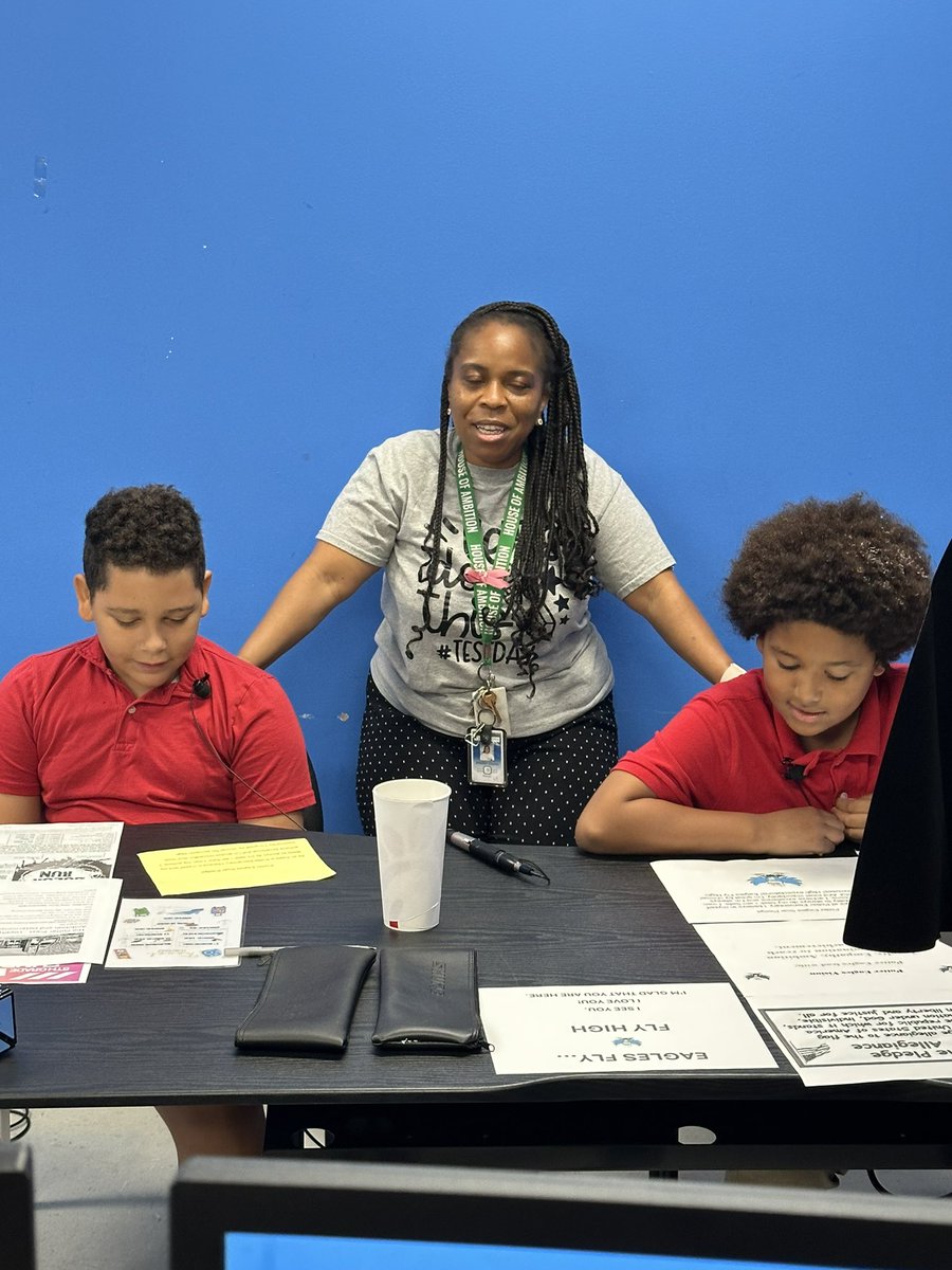 Potter Media Center (@potterlibmed) on Twitter photo For School Principals' Day our morning show crew decided to give our Principal Dr. Jennifer Dames a break, they read all the news and announcements! She took a moment to wish our 3rd graders best of luck on their FAST Test! #SchoolPrincipalsDay <a href="/PotterEagles/">Potter Elementary</a> <a href="/TransformHCPS/">HCPS Transformation Network</a> For School Principals' Day our morning show crew decided to give our Principal Dr. Jennifer Dames a break, they read all the news and announcements! She took a moment to wish our 3rd graders best of luck on their FAST Test! #SchoolPrincipalsDay <a href="/PotterEagles/">Potter Elementary</a> <a href="/TransformHCPS/">HCPS Transformation Network</a>