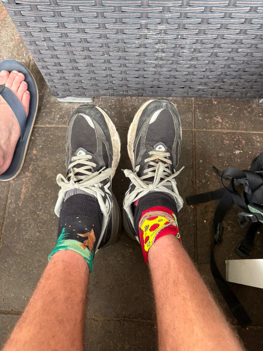 cheesyspinach's tweet image. Shinnies over tongue always #sty