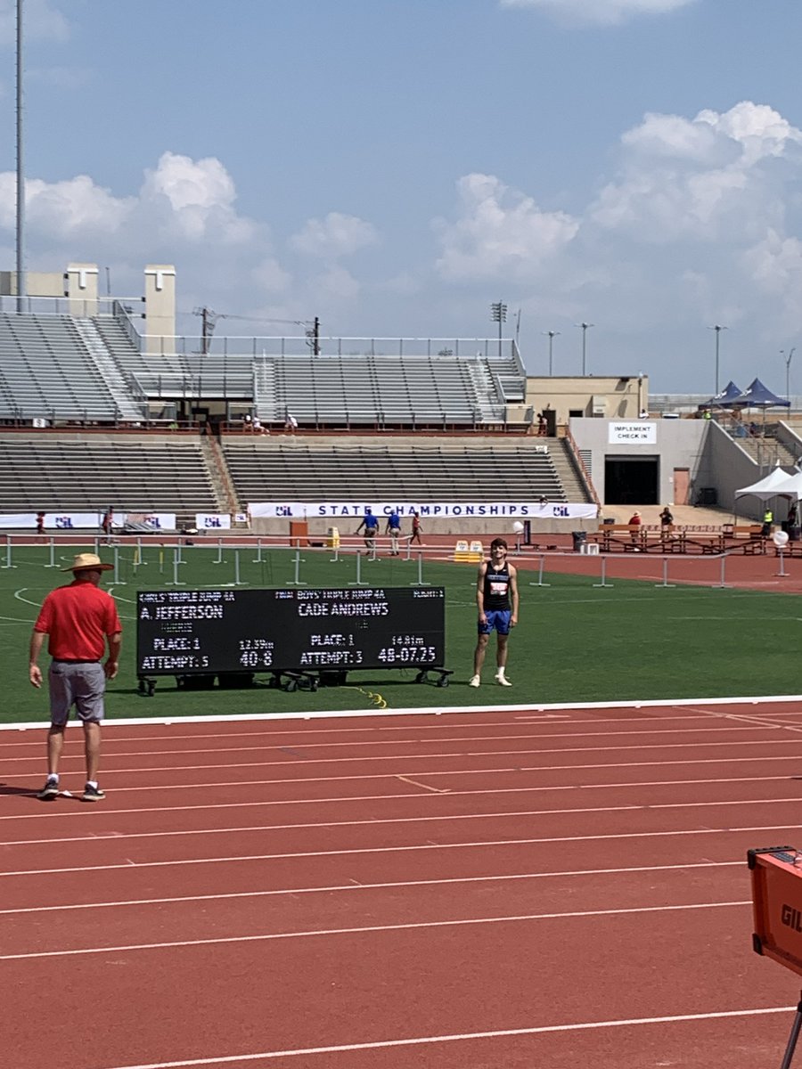 <a href="/CadeAndrews11/">Cade Andrews</a> triple jump 🥇