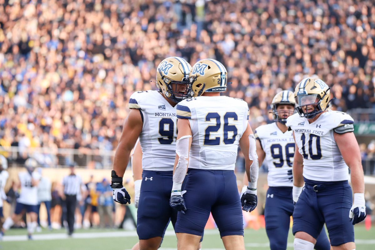 Landon Kalsbeck (@landonkalsbeck) on Twitter photo #AGTG Thank you <a href="/CoachJ_Walsh/">Jordan Walsh</a> for stopping by <a href="/DakotaRidgeFB/">DakotaRidgeFootball</a> to watch my teammates and I workout. After an amazing conversation I am beyond blessed to have earned an offer from Montana State University! #BobCatBuilt
<a href="/bvigen/">Brent Vigen</a> <a href="/coach_sterbick/">Pete Sterbick</a> <a href="/coach_jayOh23/">Coach Jody Owens</a> <a href="/CoachJFirm/">Josh Firm</a> #AGTG Thank you <a href="/CoachJ_Walsh/">Jordan Walsh</a> for stopping by <a href="/DakotaRidgeFB/">DakotaRidgeFootball</a> to watch my teammates and I workout. After an amazing conversation I am beyond blessed to have earned an offer from Montana State University! #BobCatBuilt
<a href="/bvigen/">Brent Vigen</a> <a href="/coach_sterbick/">Pete Sterbick</a> <a href="/coach_jayOh23/">Coach Jody Owens</a> <a href="/CoachJFirm/">Josh Firm</a>