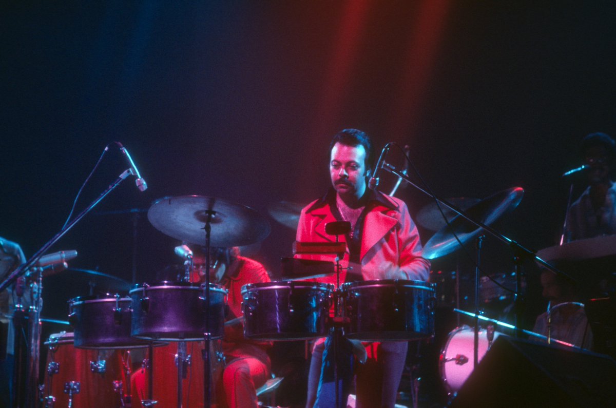 Feliz cumpleaños, Orestes Vilató! 🥁🎶

Born in Cuba and raised in NY, this talented percussionist brought the fire of Afro-Cuban rhythm to many stages around the globe. Orestes performed with the #FaniaAllStars and played alongside the greats!