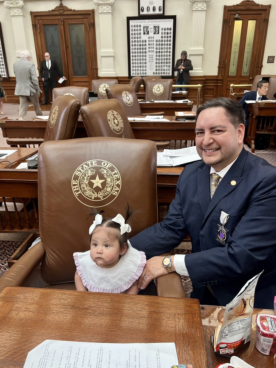 Bring your baby daughter to work day was a success! Baby Camila spent ‘a day in the life of the Texas House of Representatives’ and she learned all about civics and government. #TXLege 👶🏻