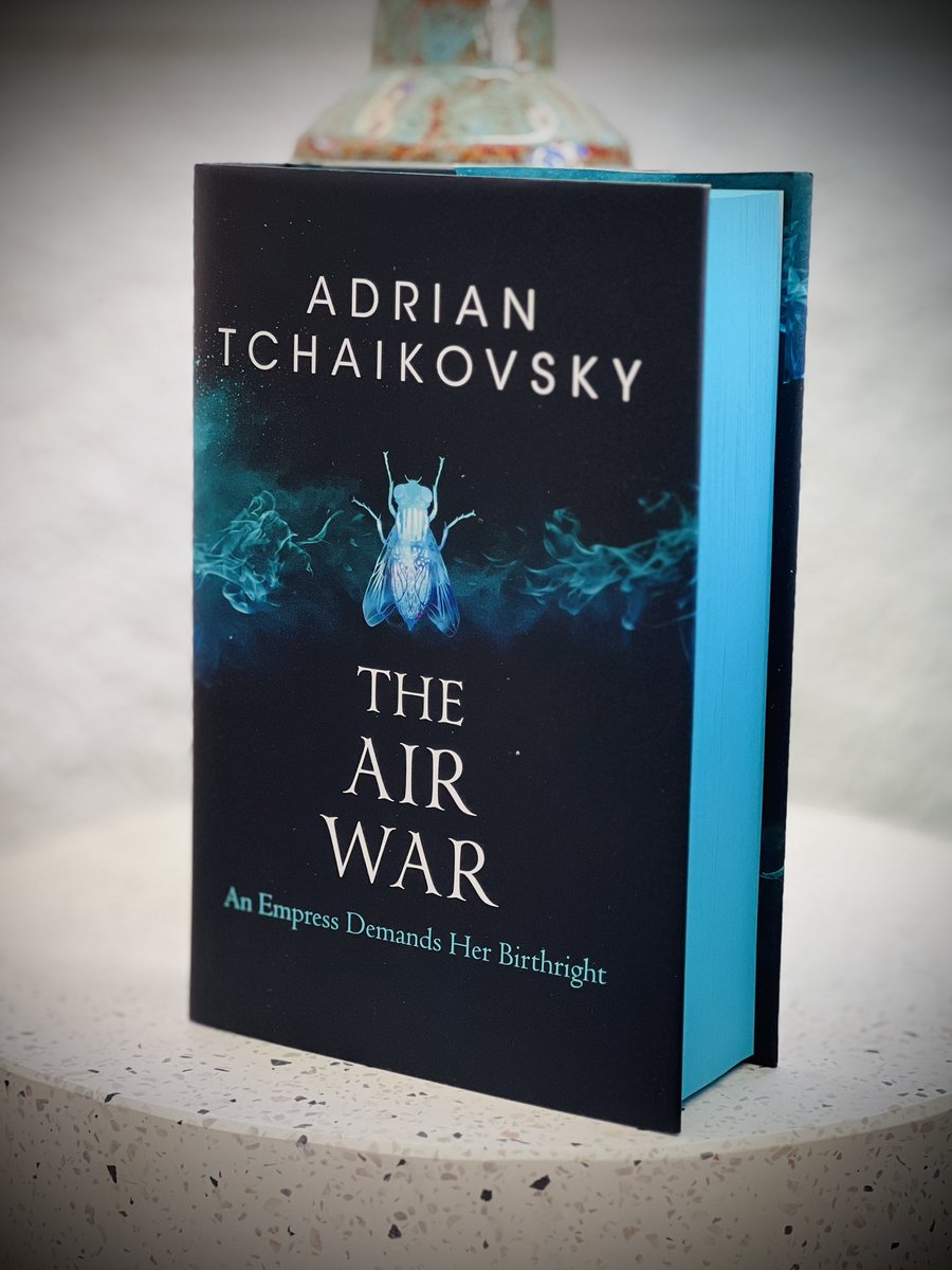 Book 8 is in! Two to go :) Can’t wait to have all 10 together at last.

#ShadowsOfTheApt <a href="/aptshadow/">Adrian Tchaikovsky</a> <a href="/binding_broken/">The Broken Binding | Bookstore</a> #BookMail #booktwt