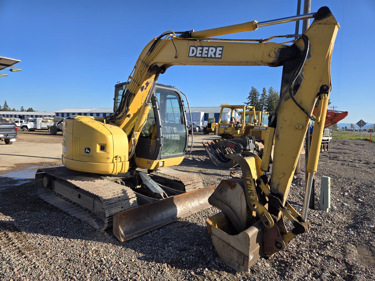 🚜 For Sale: John Deere 75C 🚜
Exceptionally maintained, clean, and ready to work. This machine has been well taken care of — no surprises, just performance.
Available now at Reddig Equipment.
#JohnDeere #ReddigEquipment #ExcavatorForSale