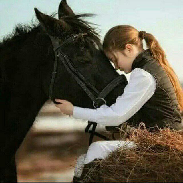 الله يديم الأيام الحلوّة ولحظات الرضا 💙..