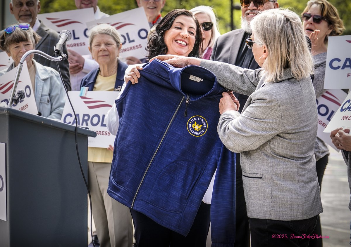 Donna Fisher (@donnafishermc) on Twitter photo Photogallery here ▼of Carol Obando-Derstine announcing run for #Pa07 US Cong seat. donnafisherphoto.com/gallery/Carol-… #LehighValley #BethlehemPa #AllentownPa #PaDems <a href="/CObandoDerstine/">CarolObando-Derstine ⚡</a> #NorthamptonCountyPa #LehighCountyPa donnafisherphoto.com Photogallery here ▼of Carol Obando-Derstine announcing run for #Pa07 US Cong seat. donnafisherphoto.com/gallery/Carol-… #LehighValley #BethlehemPa #AllentownPa #PaDems <a href="/CObandoDerstine/">CarolObando-Derstine ⚡</a> #NorthamptonCountyPa #LehighCountyPa donnafisherphoto.com