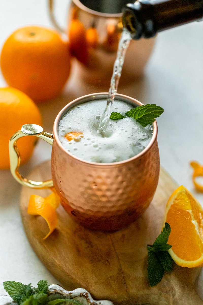 Crisp, refreshing and flavorful are the words we'd use to describe our Citrus Champagne Moscow Mule. ✨

Don't believe us? Try it out, and let us know what you think.🍊

beesweetcitrus.com/citrus-champag…
