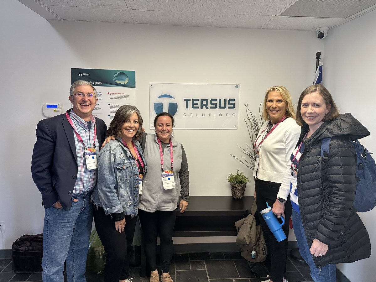 CaRetailers's tweet image. Joined our ntnl partner @NRFnews at @trellisgroup_ #Circularity Conf, had engaging convos w/stakeholders in #repair #reuse #reduce #recycle space including @goodwillintl reps from across the US on the tour of Tersus Solutions #textile manufacturing facility in CO @RachelEMichelin