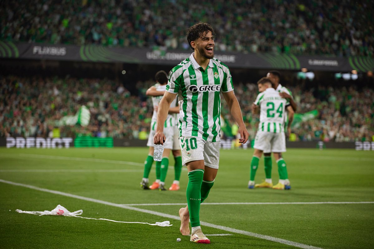 Real Betis Balompié 🌴💚 tweet media