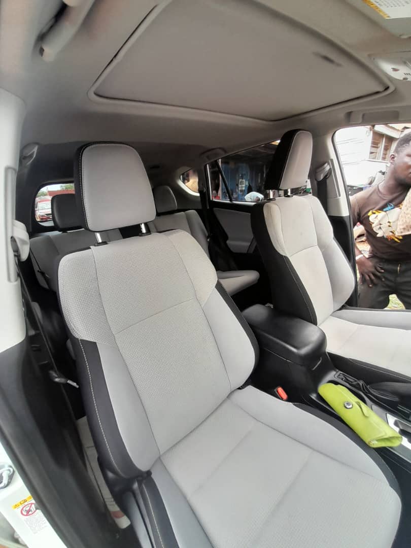 reign_360's tweet photo. 2017 RAV GOING FOR A VERY COOL PRICE https://t.co/DTSw5ZGgii