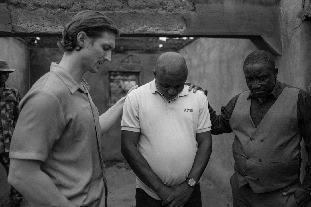 49tenfilms's tweet photo. Jesse and his team @send56 are one of the few ministries on the ground locally that are able to rebuild homes. 20,000+ refugees from the Christmas Eve attacks alone, with many more coming as a result of more recent attacks by the same group.

If you were encouraged or even challenged by the testimonies featured in the Sojourners & Exiles documentary, than its worth considering giving back to these communities in the form of material relief and getting them back into homes.  LINK HERE: https://t.co/fsVcJzxIVy

***It's also worth noting that Rehila, one of the amazing witnesses to the Gospel of the Kingdom featured in the film who lost her father in the attacks, is now working directly with Send56 in an administrative capacity to help coordinate the relief effort.